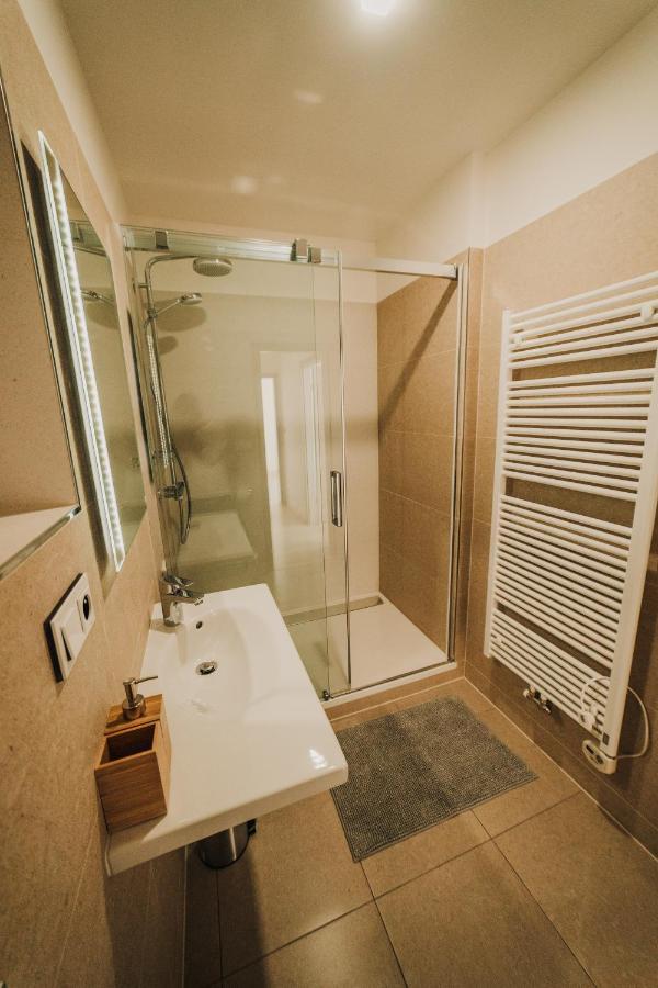 New Equipped Apartment In The City Center Pilsen Exterior photo